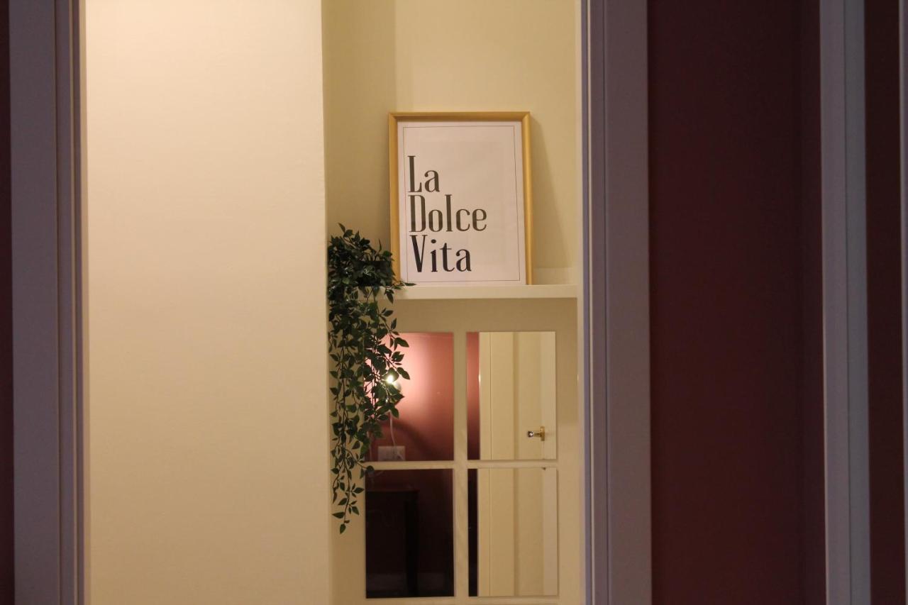 Casa Hari Bed & Breakfast Salerno Exterior foto